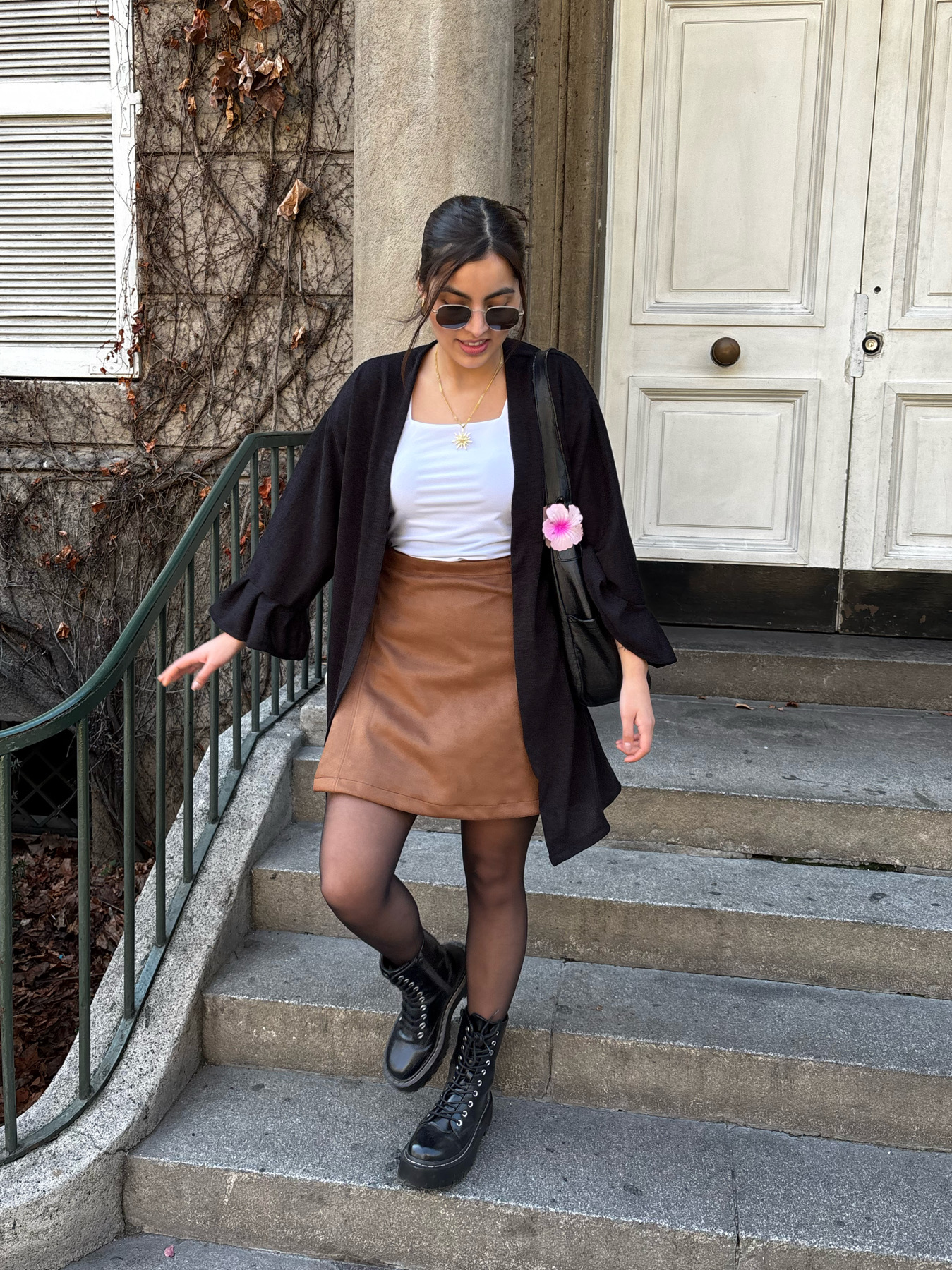 Conjunto Sidney Kimono Negro- Falda Café