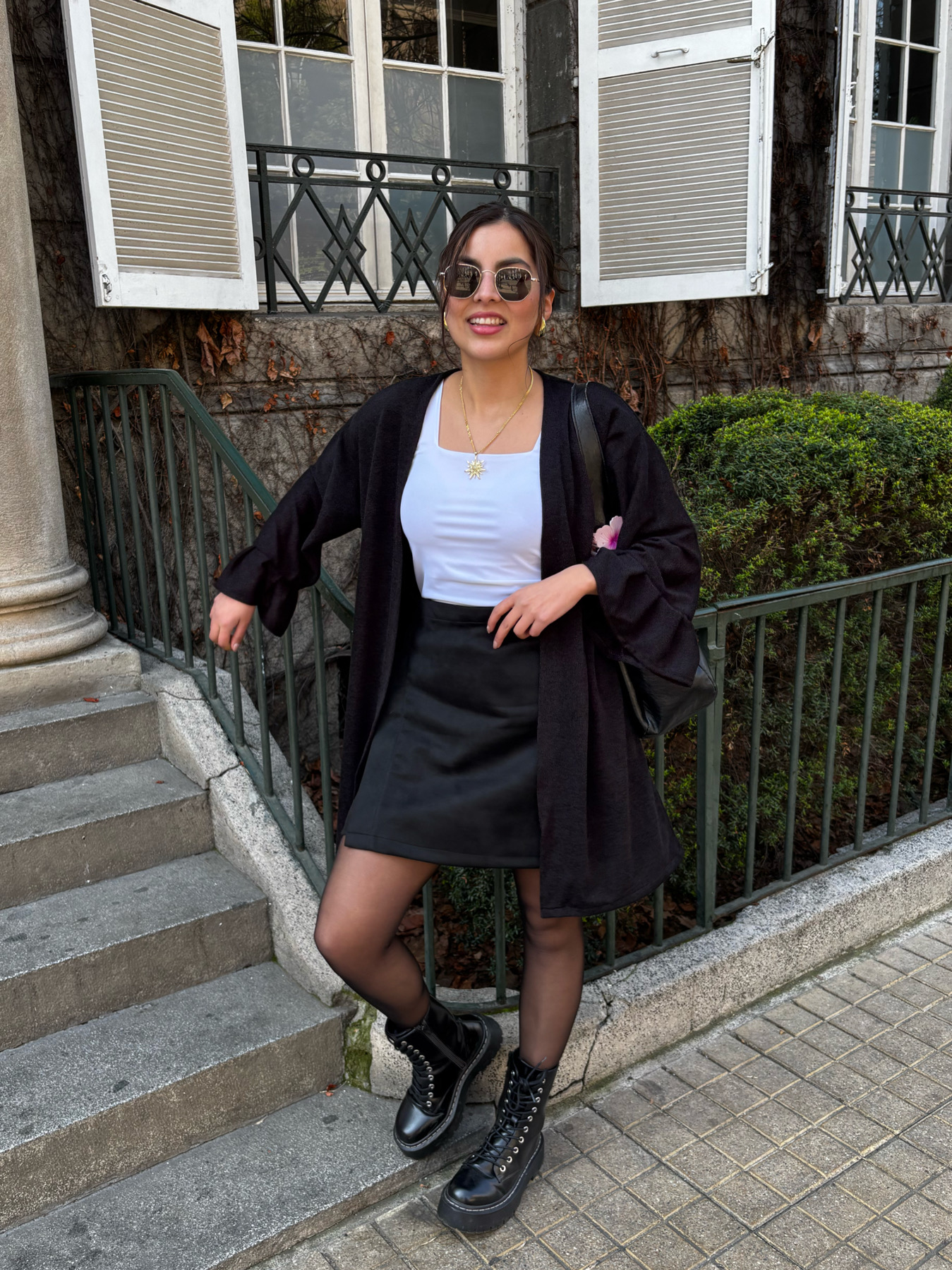 Conjunto Sidney Kimono Negro Falda Negra